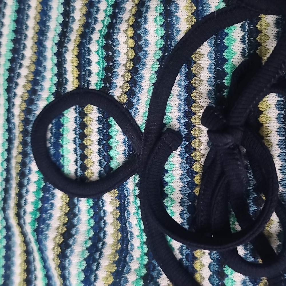Express halter top - Picture 7 of 9